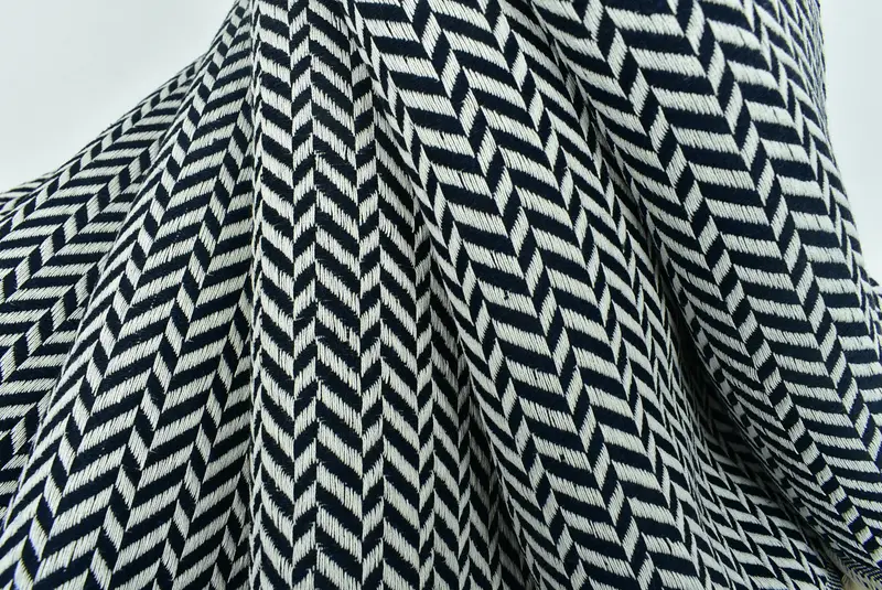 Fringed Turkish towel for poolside, Bride Gift, 70x40 Cotton Chevron Towel, Bachelorette Party Decorations, Bridesmaid Gifts, Sand-resistant towel - 5