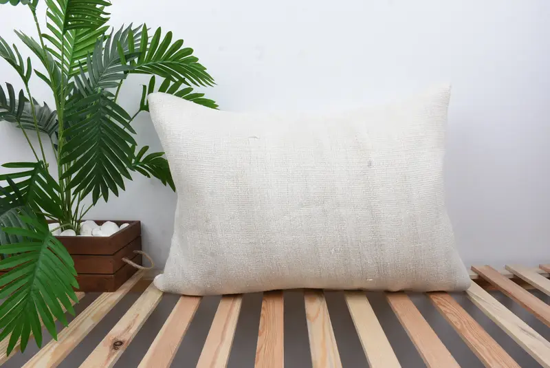 Kilim Pillow, Pillow Sham, Wool Kilim Pillow Cushion Case, Throw Kilim Pillow, 20x28 White Cushion Cover, Ethnical Kilim Rug Pillow - 1