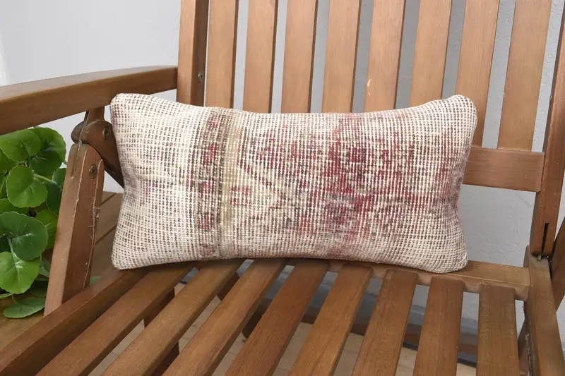 Rotes Southwestern besticktes Wurfkissen, Vintage 8x16 Kissen