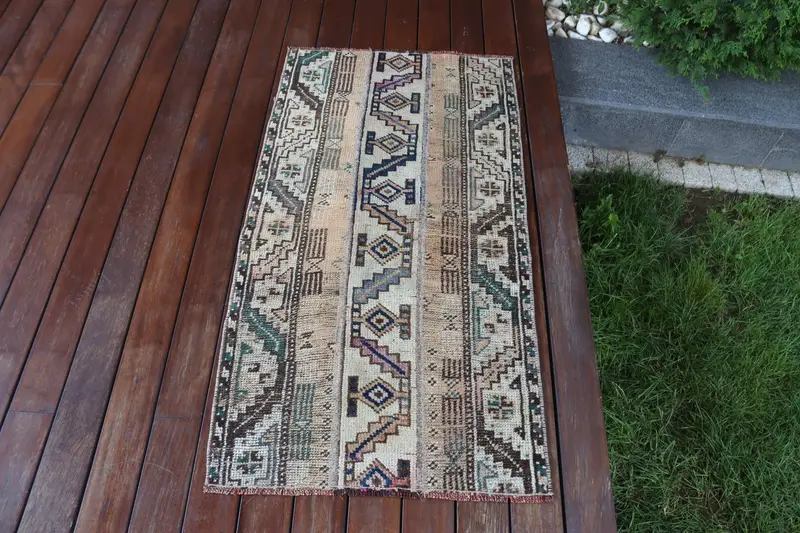 Türk 2x3.9 ft Küçük Halı, Vintage Halı, Oushak Kahverengi Soyut Halı - 1