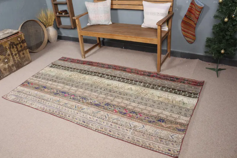 Zarif Bej ve Mavi Çiçekli Halı, 3,7x7 ft Şık Dekor