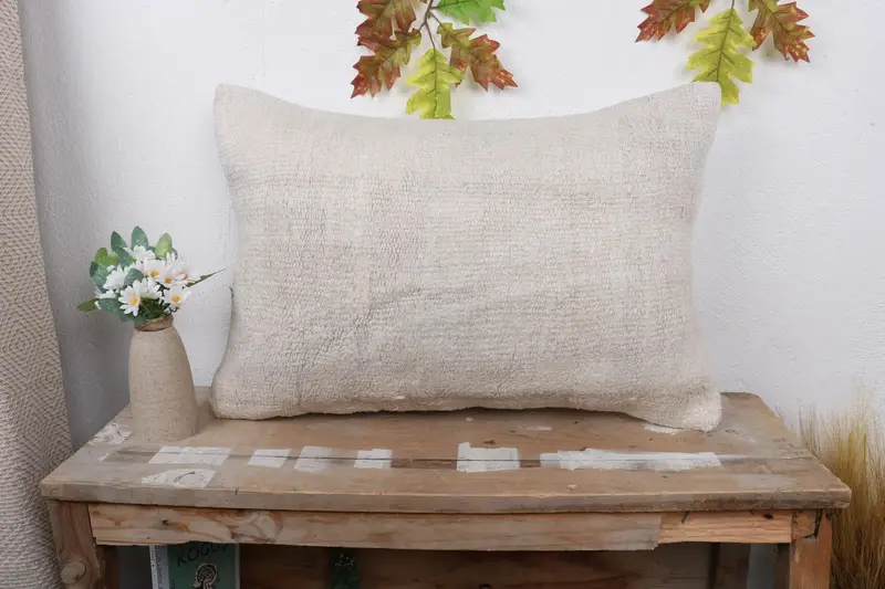 Ethnic Cushion Case, Vintage Pillow, 16x24 White Cushion, Bohemian Cushion Cushion Cover, Kilim Cushion Sham, Pillow Case, Pillow for Couch - 1