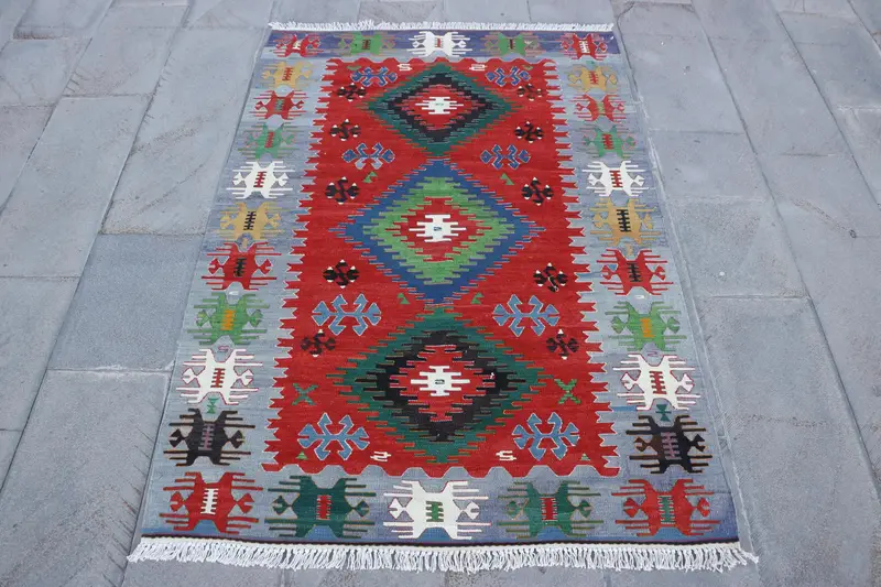 Red Oriental Rug, 3,9x5,7 ft with Green Accents
