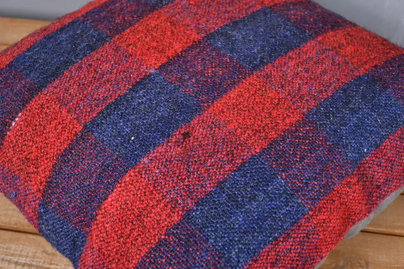 Accent Throw Pillow, Floor Pillow, Kilim Pillow, Boho Pillow, Pillow Cover, 20x20 Red Cushion, Vintage Kilim Throw Pillow - 4