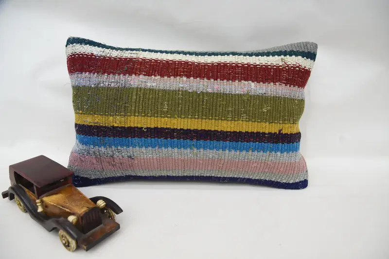 Turkish Pillow, Pillow Cover, Handmade Throw Pillow Case, Vintage Pillow, Home Decor Pillow, Boho Chic Cushion, 12x20 Green Pillow Cover - 1