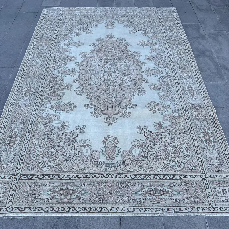 Turkish Vintage Rug 6.8x10 ft, Gray Oushak Floral Rug - 1