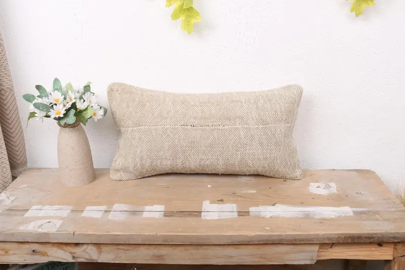 Handgefertigtes besticktes Kissen, 8x16 Southwestern Kissen