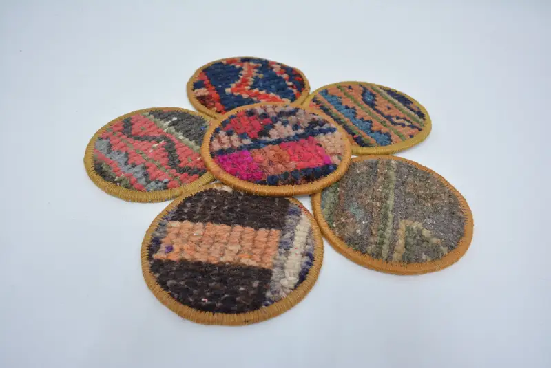 Kahverengi ve Pembe Yuvarlak Bardak Altlığı, Benzersiz Boho Mutfak Dekoru Bardak Altlığı