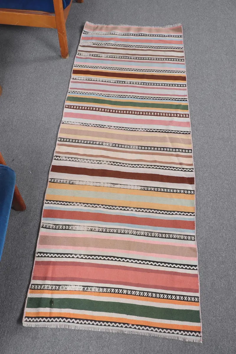 Elegant Beige & Pink Rug, 2,3x6,3 ft Polka Dot Design