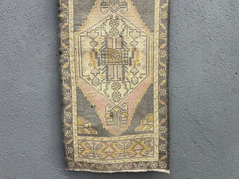Turkish Vintage Oushak Small Rug 1.8x3.8 ft, Gray Floral Rug Wool - 1