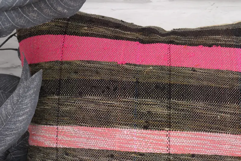 Pillow, 18x18 Pink Cushion, Bed Cushion, Ethnical Kilim Rug Pillow, Interior Designer Pillow, Kilim Cushion Sham, Decorative Cushion - 2