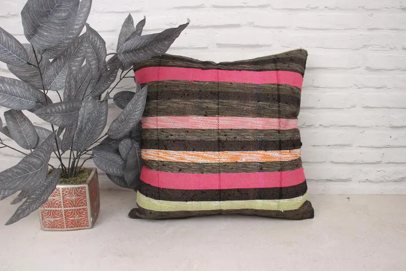 Pillow, 18x18 Pink Cushion, Bed Cushion, Ethnical Kilim Rug Pillow, Interior Designer Pillow, Kilim Cushion Sham, Decorative Cushion - 1