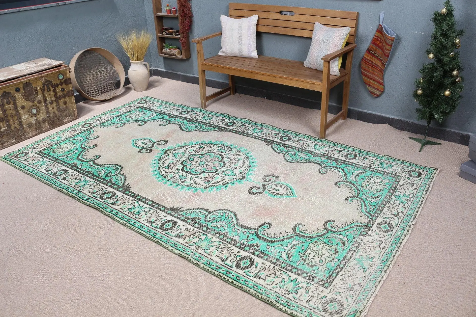 Türk 5.2x9.2 ft Halı, Vintage Halı, Yeşil Puantiyeli Yün Halı - 1