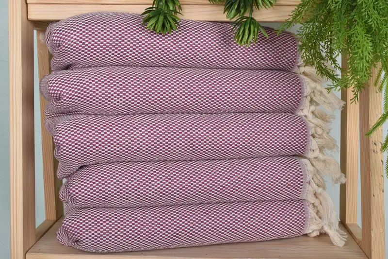 Turkish Hand Towel, Damson Cotton, Polka Dot, 18x40 Inches