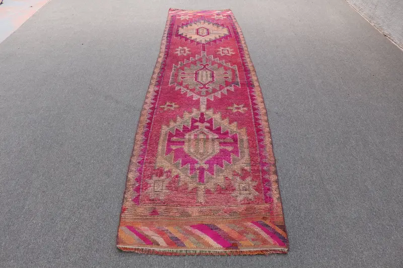 Kırmızı Oryantal Halı, Yeşil Desenli 10,6x10,56 ft