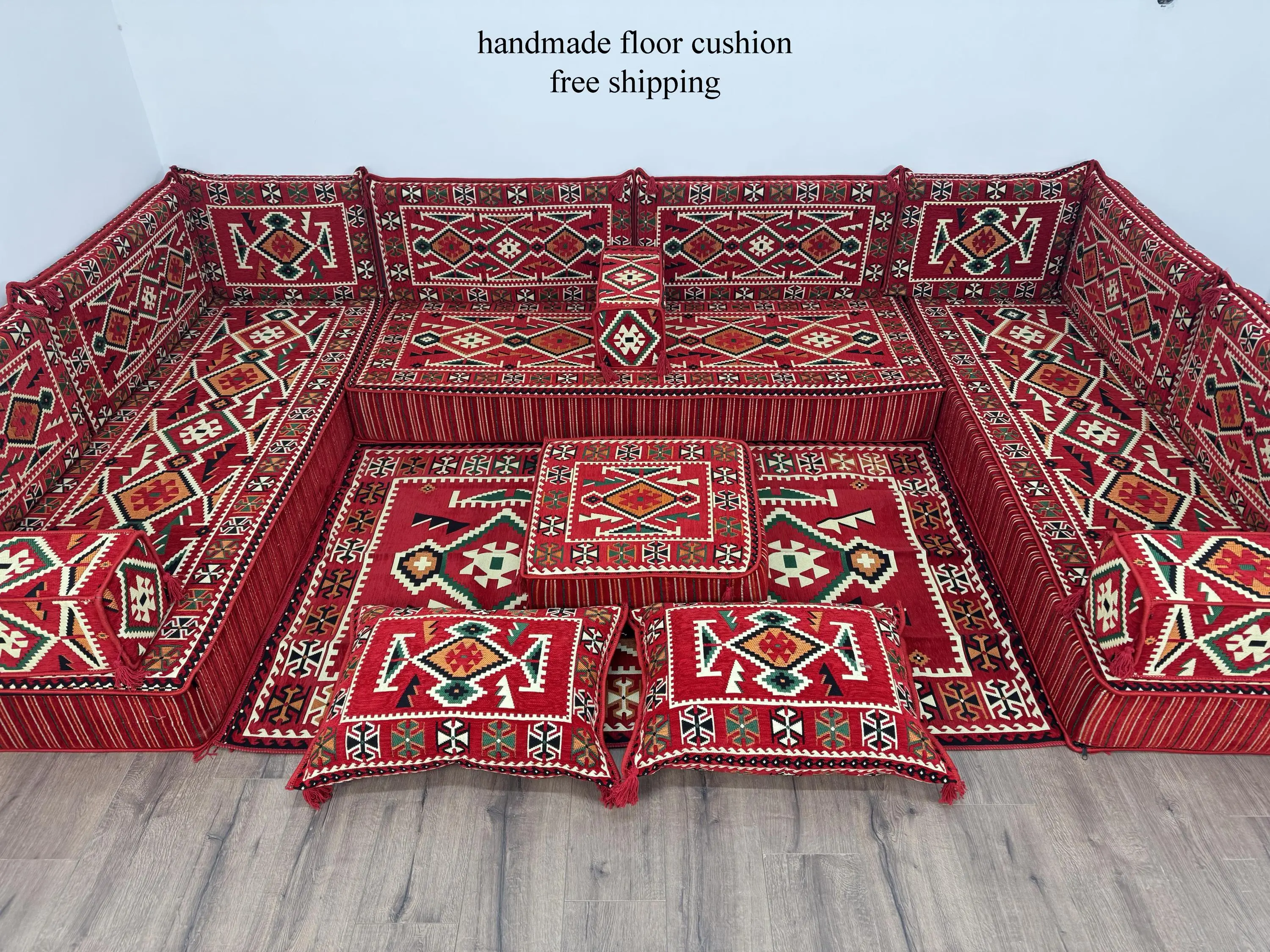 Viktorianischer Ottoman in Rot und Beige, modularer, von Kelims inspirierter Sitzhocker - 1