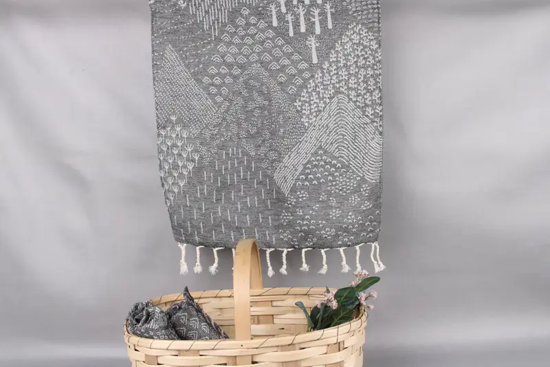 Guest Hand Towel Embroidered Kitchen Towel Black, Beige, 18x36 Inches