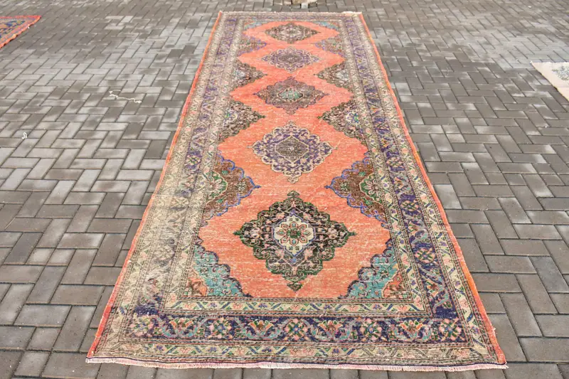 Vintage 4.9x12.8 ft Halı, Runner Türk Halısı, Kırmızı Çiçekli Yün Halı - 1