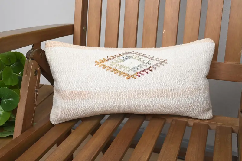 Funda de cojín para habitación de invitados, funda de almohada de regalo beige de 8x16 pulgadas - 1