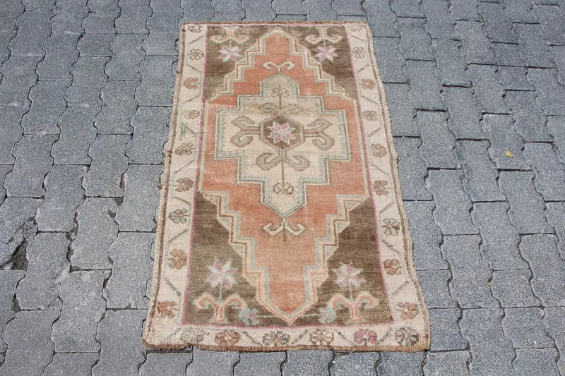 Perserteppich in Orange und Beige, 2,2 x 3,6 Fuß, elegantes Dekor