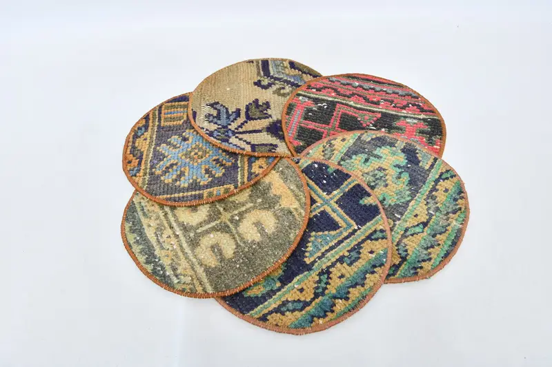 Red and Green Kilim Placemat, Unique Turkish Dining Accessory