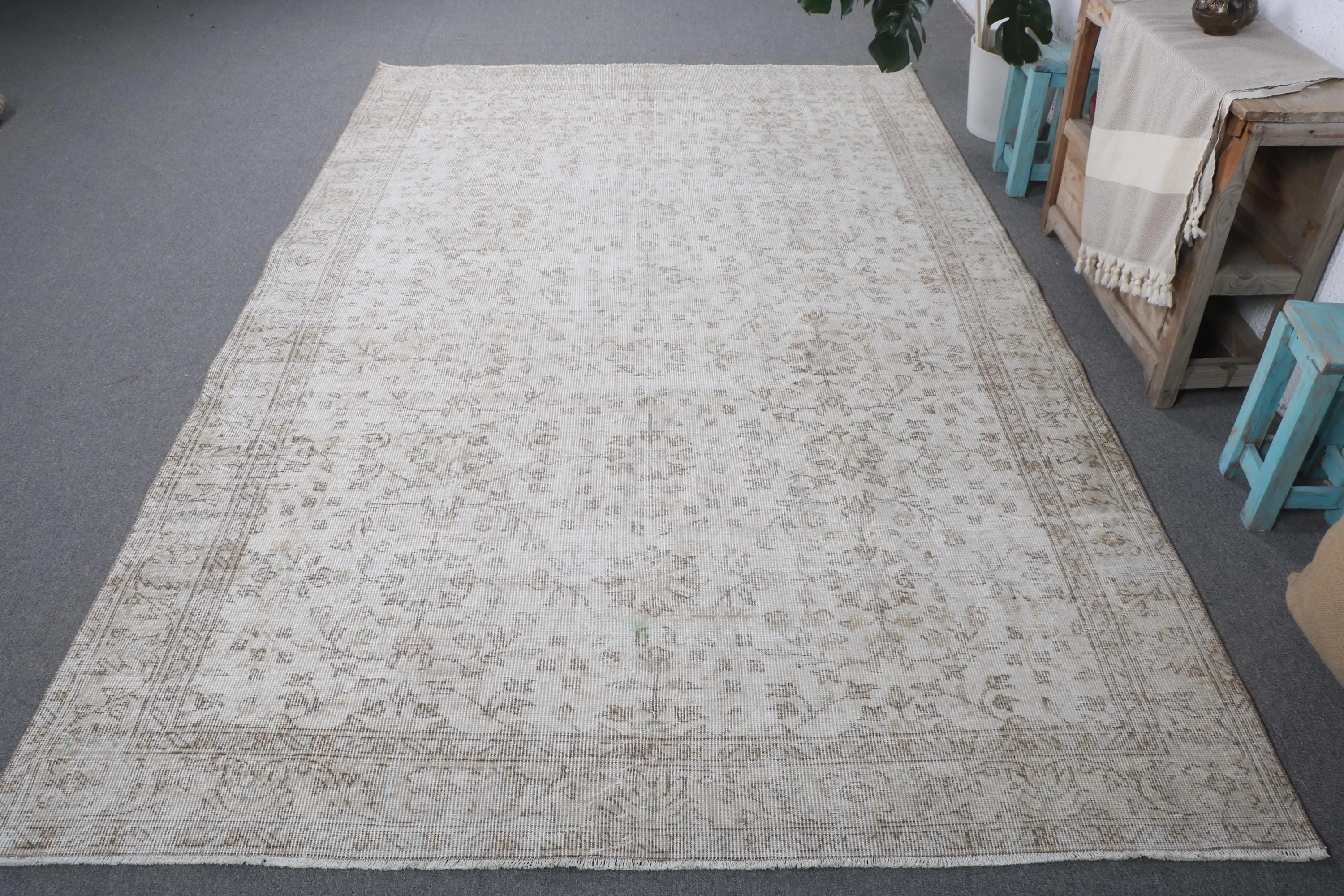 Türk Büyük Halı, 6.1x9.4 ft Vintage Halı, Beyaz Çizgili Yün Halı - 1