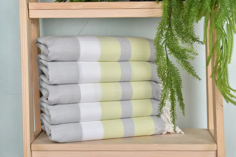 Thin towel, Sand-resistant Turkish towel for the beach, Soft towel, Lightweight towel, Halloween Gifts, Travel Towel, 70x40 Cotton Striped Towel - 1
