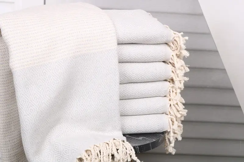 Custom Turkish Towel Light Gray Diamond, 40x71 Inches