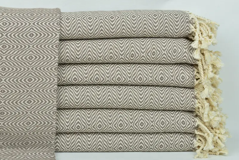 70x40 Cotton Zigzag Diamond Towel, Bachelorette Party Favors, Oversized Beach Towel, Valentines Day Gift, Bridesmaid Gift Towel, Travel towel - 1