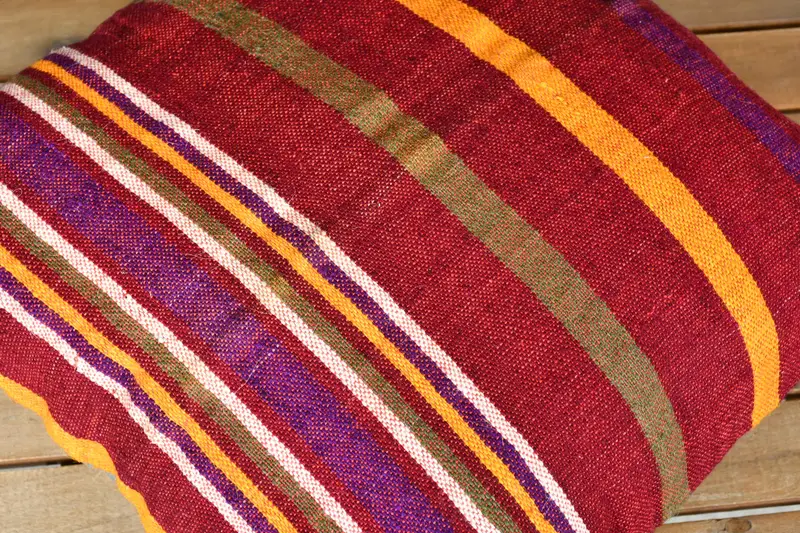 18x18 Red Pillow, Kilim Cushion Sham, Gift Pillow, Cushion Case, Vintage Pillow, Accent Throw Pillow, Yoga Cushion Case, Pet Pillow Sham - 5