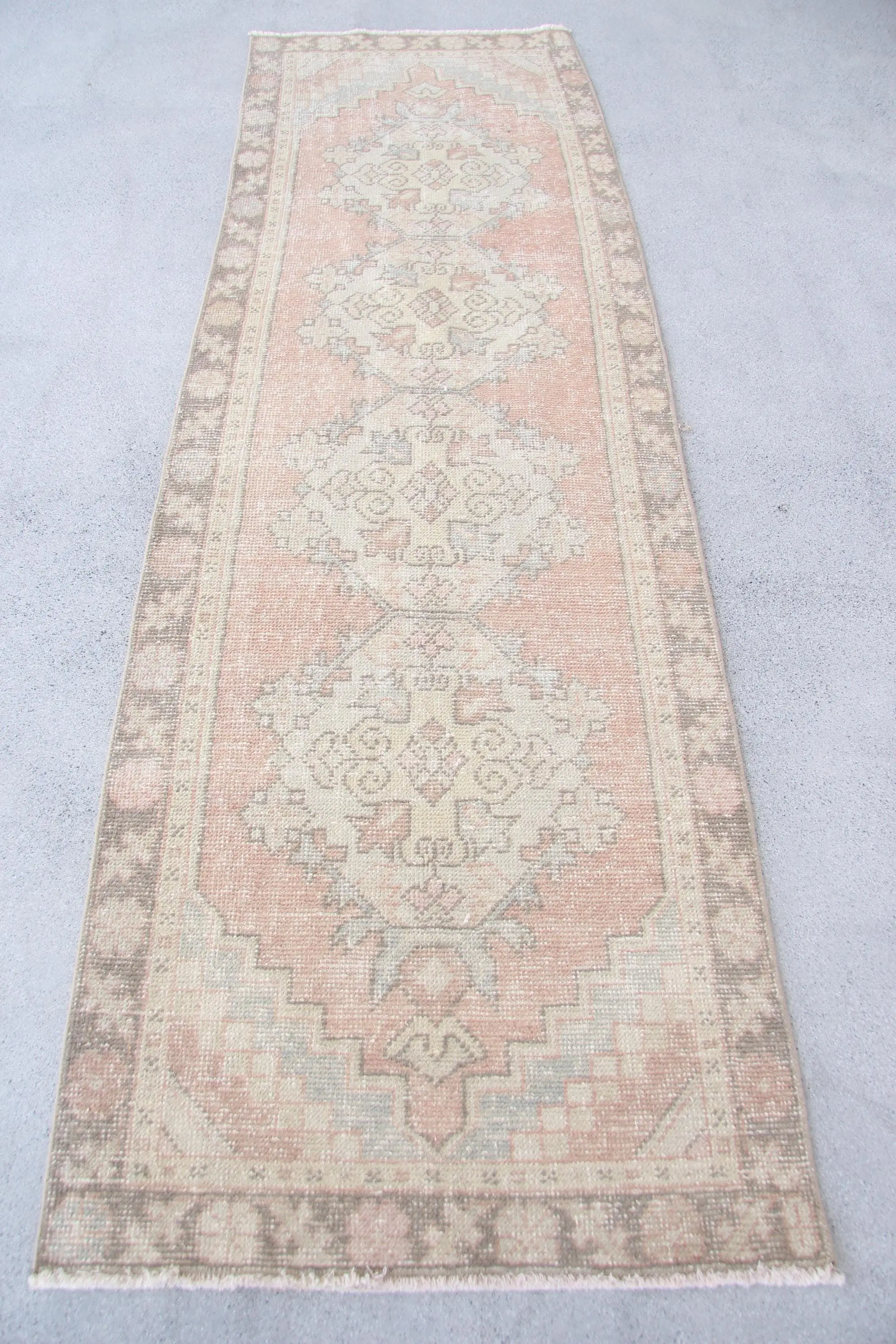 Vintage Teppich, 2,9x9,2 ft Läuferteppich, rosa grauer Wollteppich - 1