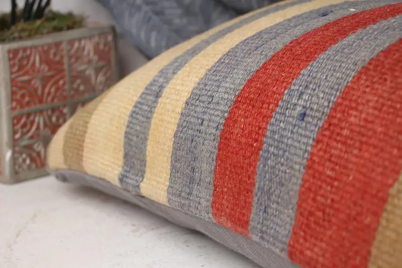 Boho Pillow Sham Cover, Pillow Case, Tapestry Cushion, Turkish Kilim Pillow, Nomadic Pillow Cover, 12x24 Red Pillow, Throw Kilim Pillow - 7
