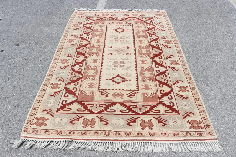 5x7.7 ft Alan Türk Halısı, Vintage Halı, Kırmızı Beyaz Güneybatı Yün Halı - 1