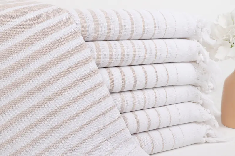 Bride Gift, Bachelorette Party Decorations, Bridesmaid Towel, Gym Towel, Custom Towel, Bridesmaid Gift, 70x40 Cotton Striped Towel, Travel Towel - 1