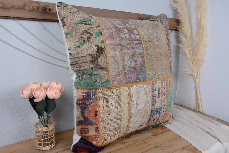 Beige-braunes Patchwork-Wurfkissen, 32x32 besticktes Kissen