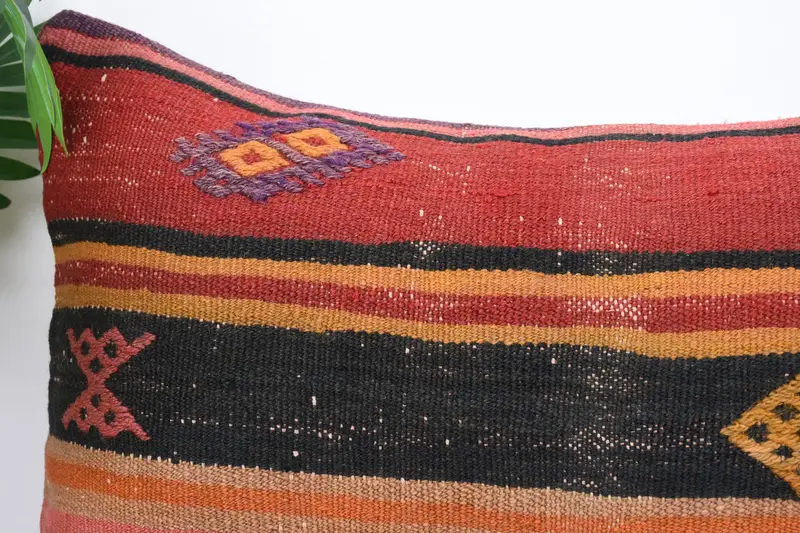 Vintage Pillow, Retro Throw Pillow, 16x24 Red Cushion Case, Vintage Kilim Pillow, Southwestern Pillow, Cushion Cover, Gift Pillow, Patio Pillow Sham - 2