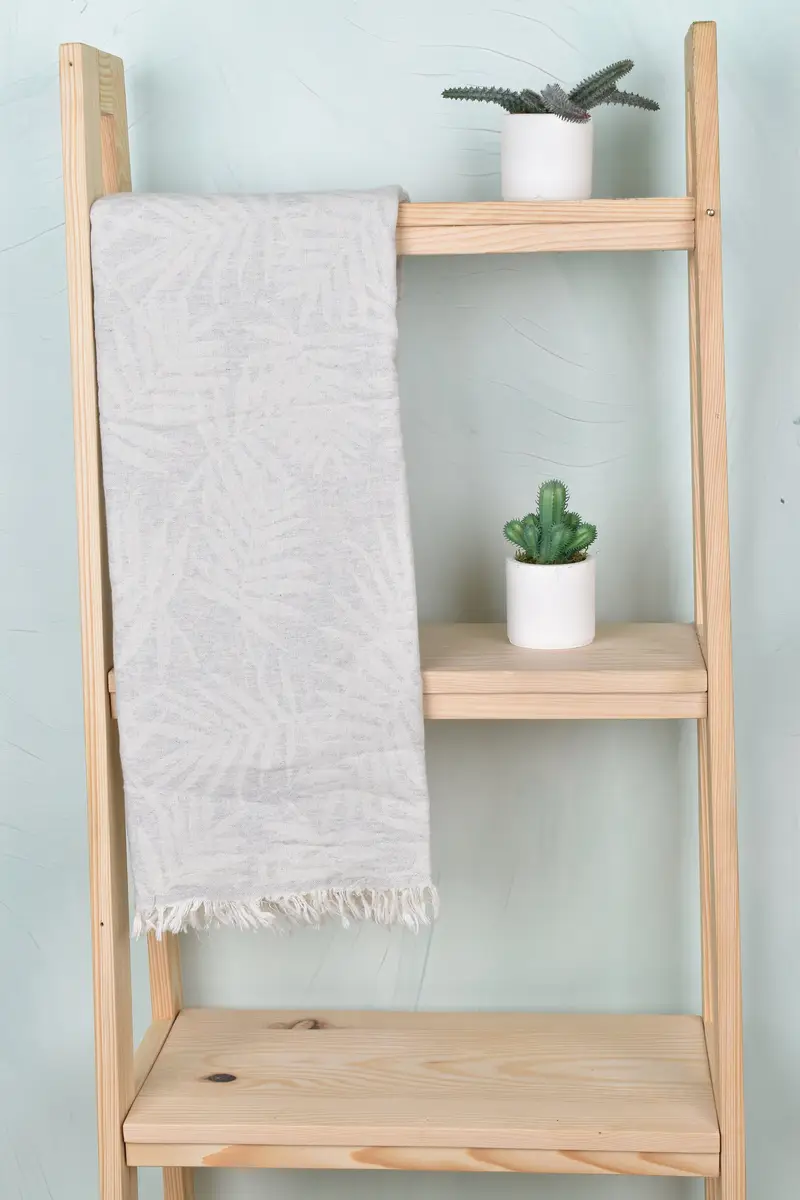 Bachelor Towel, Large Turkish Towel, Valentines Day Gift Idea, 64x40 Cotton Floral Patterned Towel, Turkish beach towel, Spa Towel, Organic towel - 1