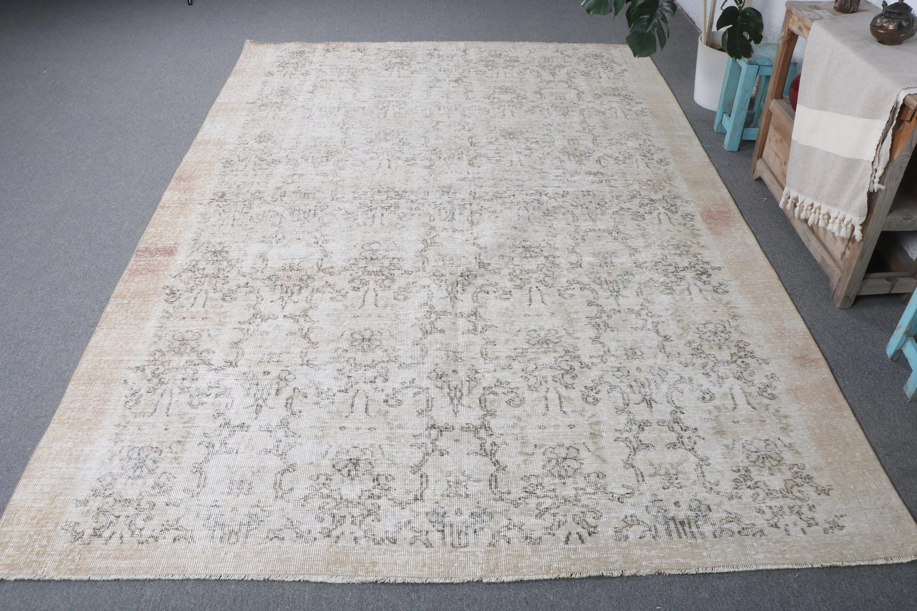 Vintage Halı, Büyük 6.46x9.4 ft Türk Halısı, Gri Kahverengi Kareli Yün Halı - 1
