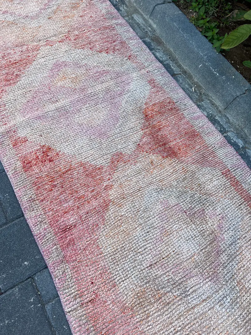 2.9x9.7 ft Runner Türk Vintage Halısı, Pembe Oryantal Yün Halı - 1