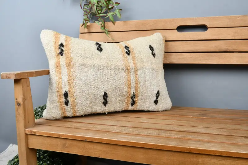 Kilim Pillow Cover, Pillow Cover, Gift Pillow, Handmade Rug Seat Cushion, Turkish Kilim Pillow, 16x24 Beige Pillow Sham, Pattern Throw Cushion - 1