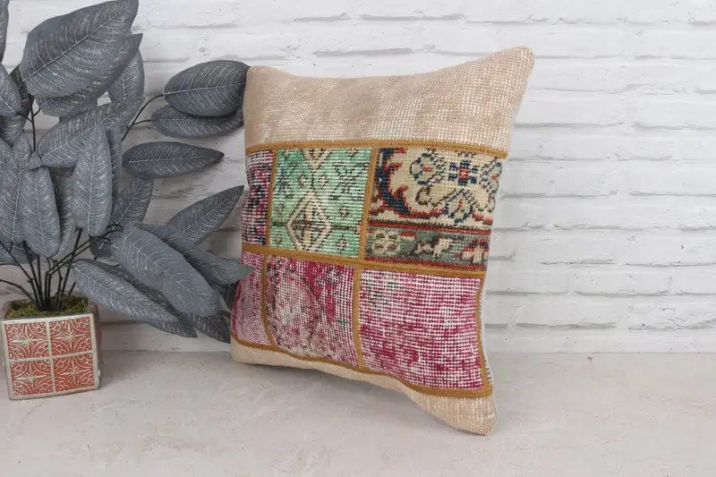 Sürdürülebilir Yastık Kılıfı, Etnik Kilim Halı Yastığı, Yastık Örtüsü, Kilim Yastığı Kapağı, Vintage Kilim Yastığı, 18x18 Pembe Yastık Kapağı - 4