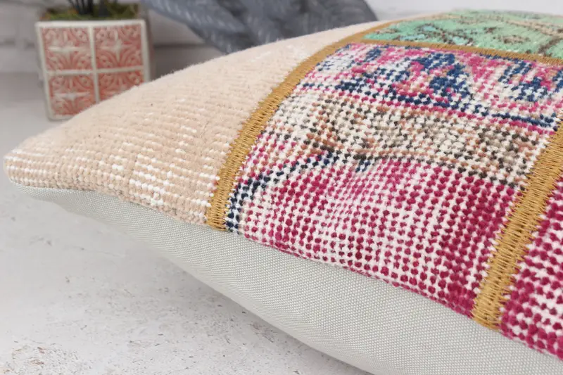 Sürdürülebilir Yastık Kılıfı, Etnik Kilim Halı Yastığı, Yastık Örtüsü, Kilim Yastığı Kapağı, Vintage Kilim Yastığı, 18x18 Pembe Yastık Kapağı - 6