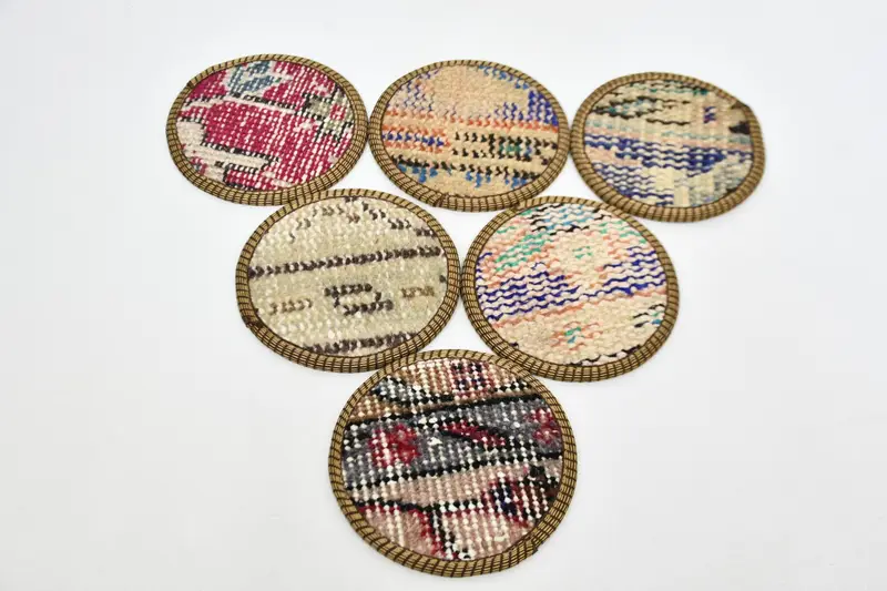 Posavasos redondos Boho Beige y Bronce, posavasos de mesa étnicos