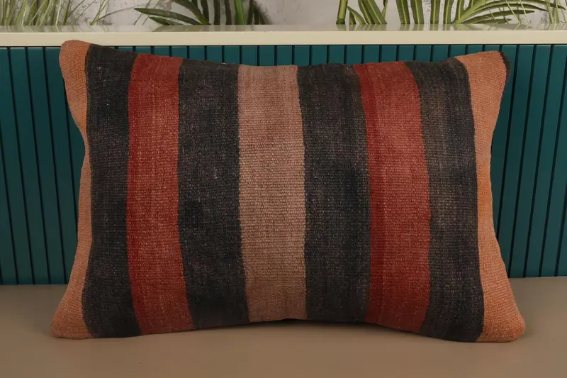 Red Vintage Pillow Case, Moroccan 40x60 cm Pillow Sham, Striped Lounge Cushion Cover - 1