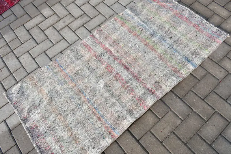 Vintage Kelim Teppich 2,6x5,2 ft (79x158 cm), grauer orientalischer türkischer Teppich - 1