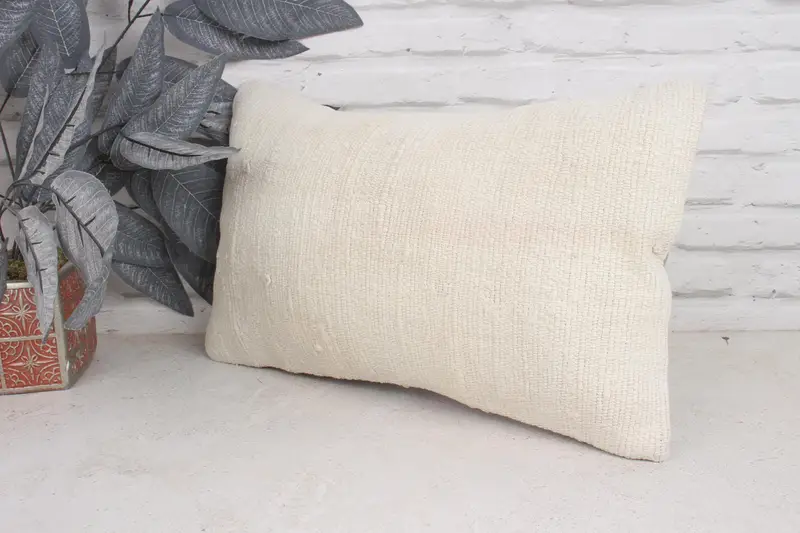 Vintage Kilim Throw Pillow, Ethnic Pillow Cover Pillow Sham, 12x20 White Pillow Case, Kilim Cushion Sham, Interior Designer Pillow, Pillow Cover - 4