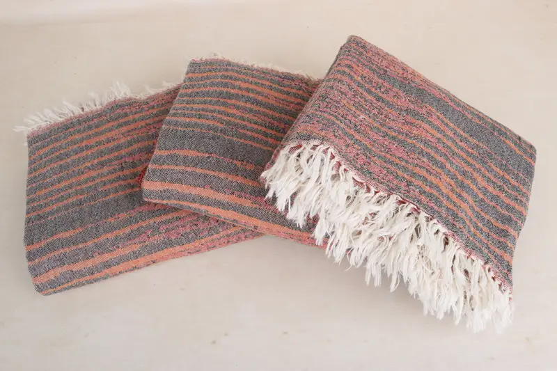 Sand-resistant Turkish towel for travel, Sand-free towel, 70x40 Cotton Patterned Towel, Gifts For Him, Fouta towel, Grandma Gift, Beach Towel Bulk - 4