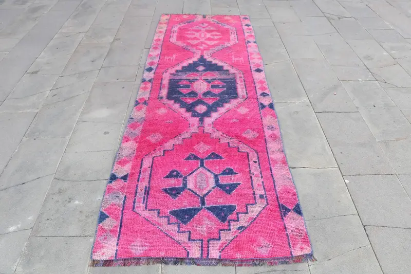 Turkish Vintage Rug, 3x8.9 ft Herki Rug, Red Check Wool Rug - 1
