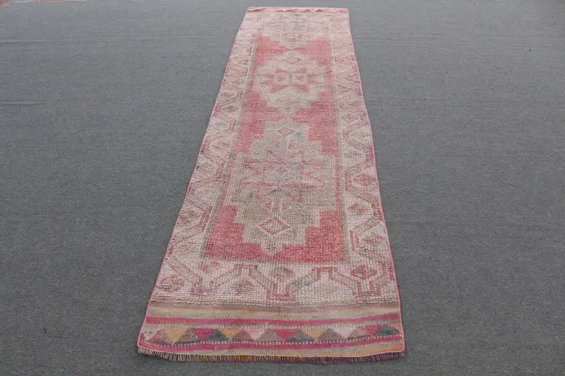 Pink Ikat Rug, 2,8x10,6 ft with Green Accents