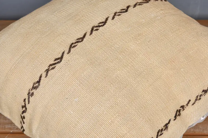 Vintage Kilim atma yastığı, koltuk yastık kapağı, Kilim Yastık Sham, 24x24 bej yastık, yastık kılıfı, boho yastık sham kapağı - 3
